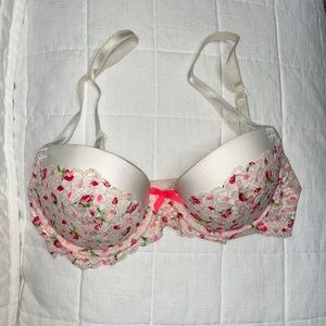 Dream angel’s unlined Demi Victoria’s Secret bra